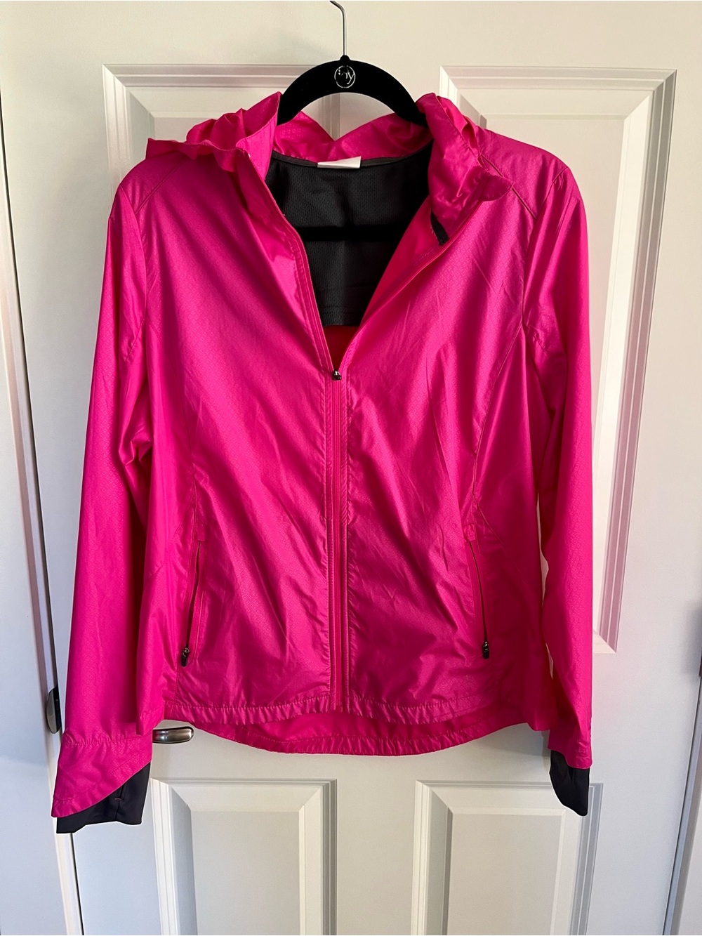 Danskin Now Bright Pink Womens Lightweight Hooded Windbreaker Jacket size M